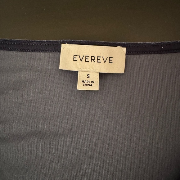 Navy Blue Velvet V-Neck Puff Sleeve Top by EVEREVE - Picture 4 of 4